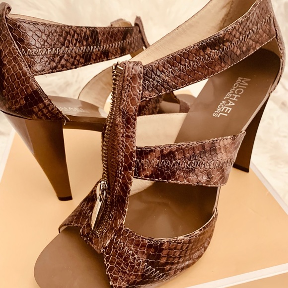 MICHAEL Michael Kors Shoes - Micheal Kors Berkeley TStrap Embossed Leather … Color Cider 9.5